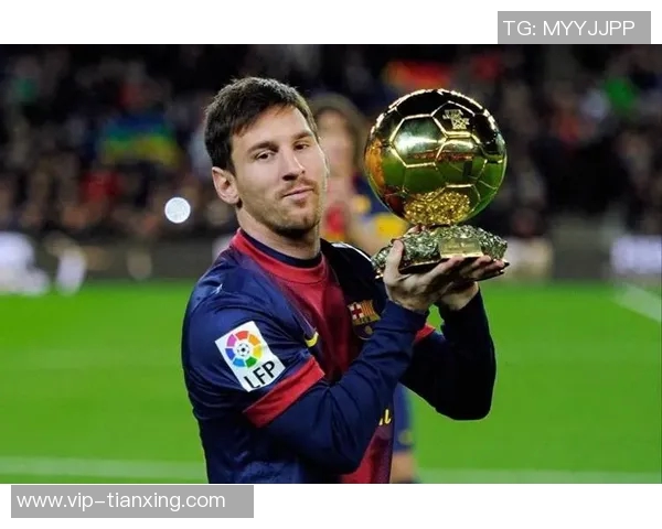 两位金球先生的传奇相遇2006年魔笛首秀梅西国家队首球回顾 两位金球先生的传奇相遇2006年魔笛首秀梅西国家队首球回顾