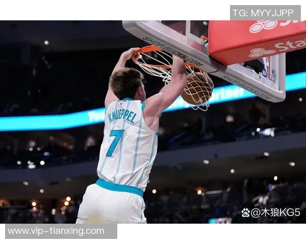 克尼佩尔强调团结与全力防守是黄蜂战胜对手的关键所在