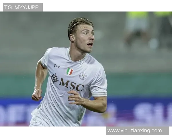 意媒称霍伊伦受球迷喜爱孔蒂激励方式令其倍感振奋